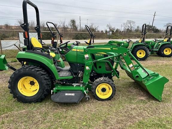 Image of John Deere 2032R equipment image 2