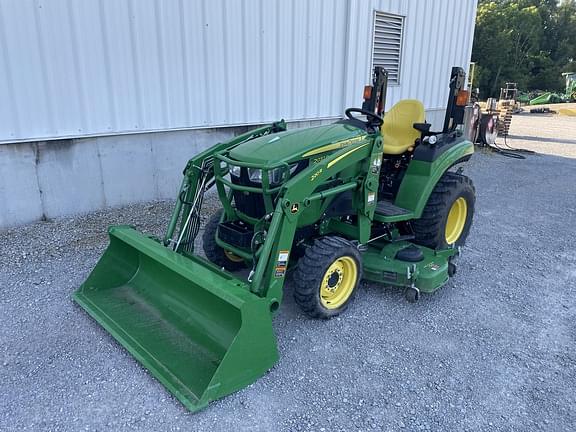 Image of John Deere 2032R equipment image 2