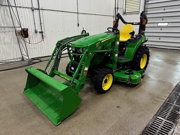 Image of John Deere 2032R Primary image