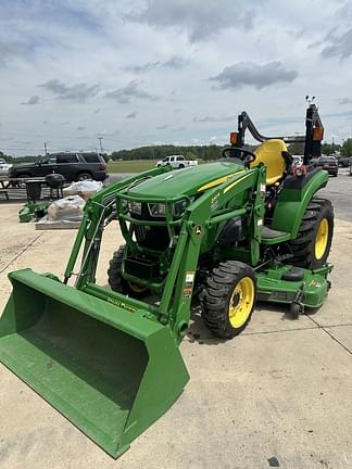 Image of John Deere 2032R equipment image 1