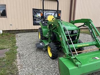 2017 John Deere 2032R Equipment Image0