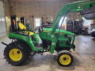 Main image John Deere 2032R 3