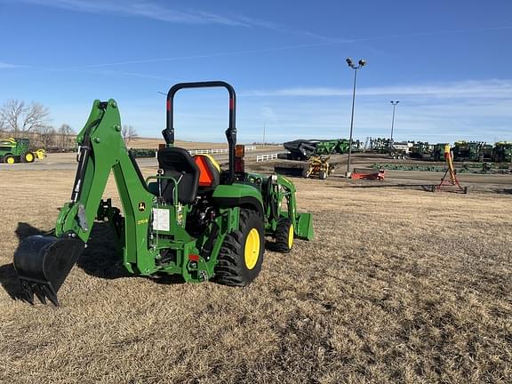 Image of John Deere 2038R equipment image 4