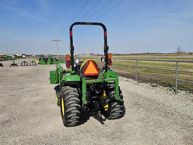 Image of John Deere 2038R equipment image 4