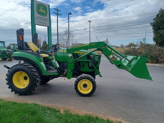Main image John Deere 2038R