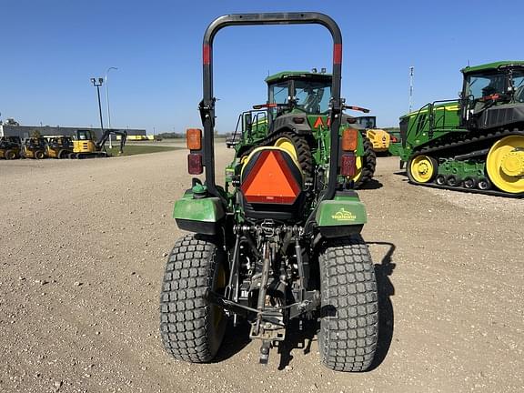 Image of John Deere 2038R equipment image 4