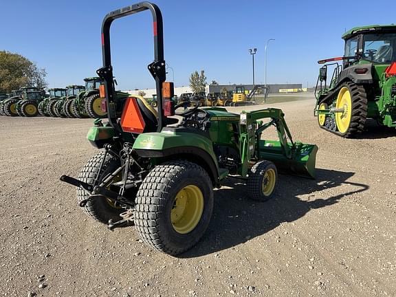 Image of John Deere 2038R equipment image 3