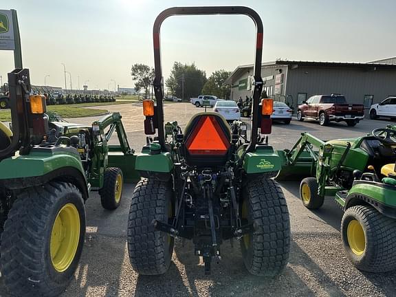 Image of John Deere 2038R equipment image 2