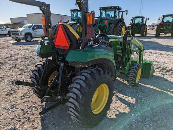 Image of John Deere 2038R equipment image 3