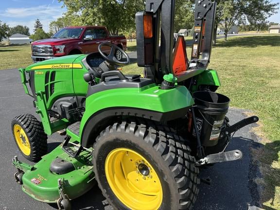 Image of John Deere 2038R equipment image 4