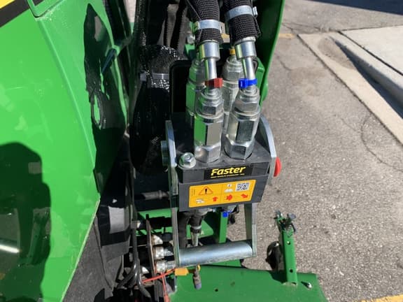 Image of John Deere 2038R equipment image 1