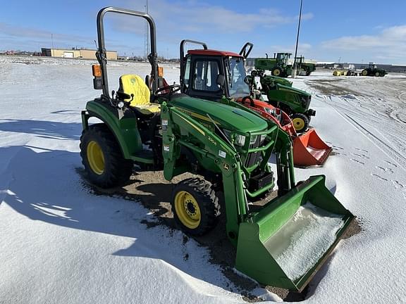 Image of John Deere 2038R equipment image 3