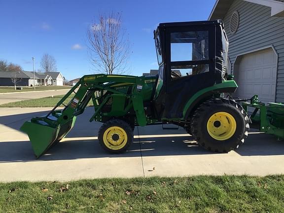 Image of John Deere 2038R equipment image 1