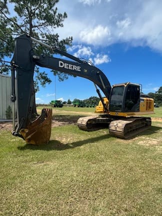 Main image John Deere 210G LC