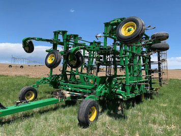 Main image John Deere 2210