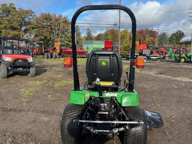 Image of John Deere 2305 equipment image 2