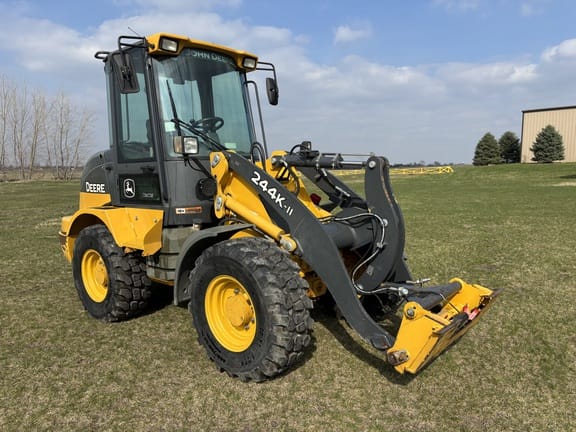 2017 John Deere 244K-II Equipment Image0