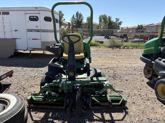 Image of John Deere 2500B equipment image 1
