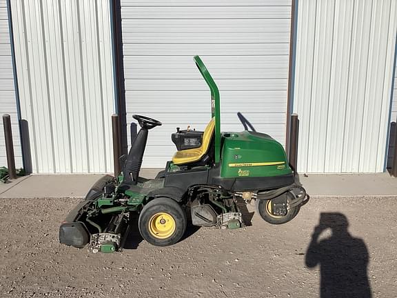 Image of John Deere 2500B Primary image