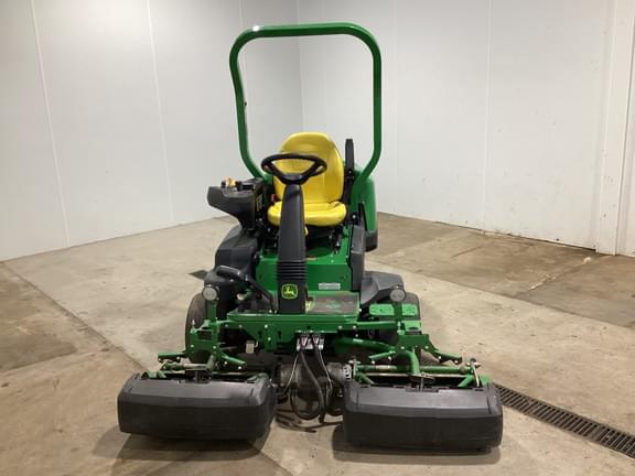 Image of John Deere 2500E equipment image 1