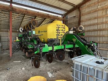Main image John Deere 2510L