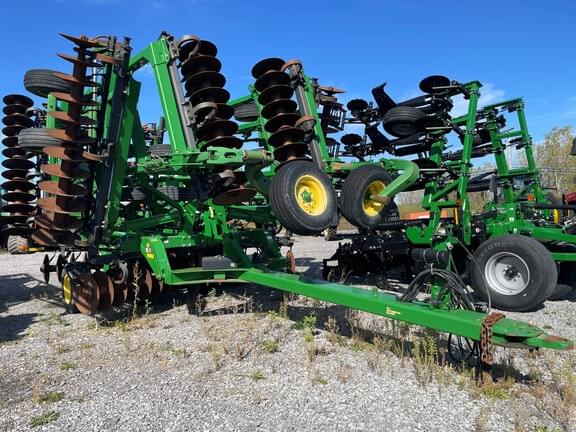 Image of John Deere 2623 Primary image