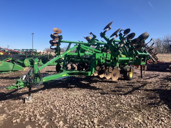 Main image John Deere 2730