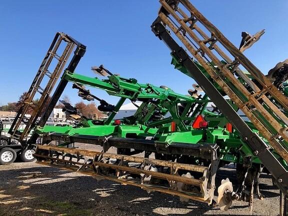 Image of John Deere 2730 equipment image 4