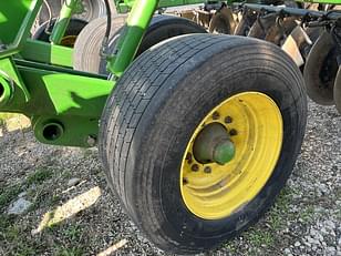 Main image John Deere 2730 4