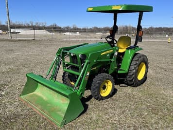 Main image John Deere 3025E