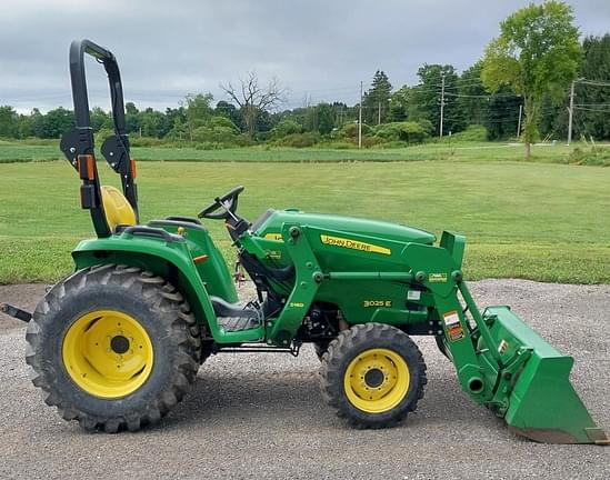 Image of John Deere 3025E Primary image