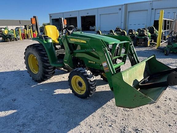 Image of John Deere 3025E equipment image 1