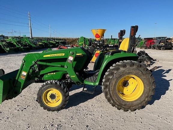 Image of John Deere 3025E equipment image 2