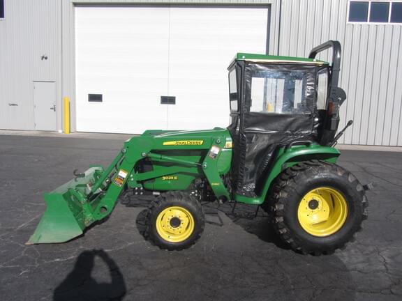 Image of John Deere 3025E Primary image