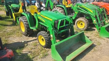Main image John Deere 3025E