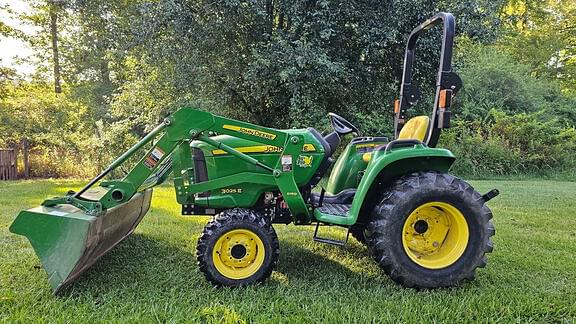 Image of John Deere 3025E Image 0