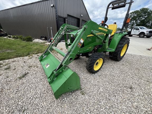 Image of John Deere 3025E Primary image