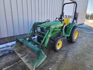 2017 John Deere 3025E Image