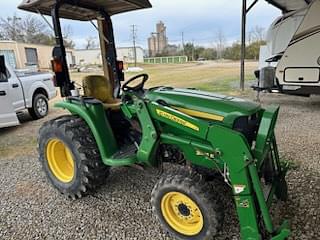 Image of John Deere 3025E equipment image 2