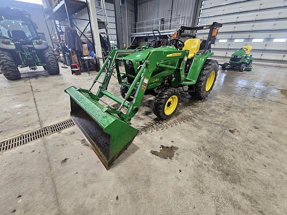 Image of John Deere 3025E equipment image 3