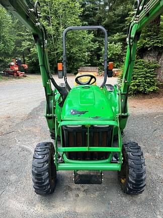 Image of John Deere 3032E equipment image 3