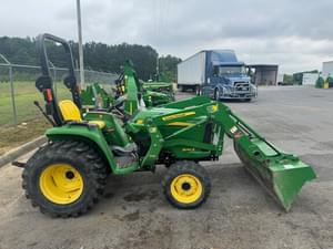 2017 John Deere 3032E Image