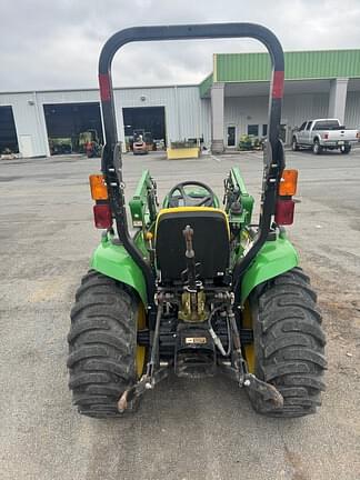 Image of John Deere 3032E equipment image 3