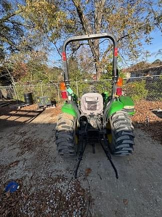 Image of John Deere 3032E equipment image 2