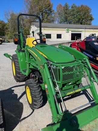 Image of John Deere 3033R Primary image