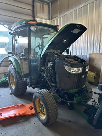 Main image John Deere 3033R