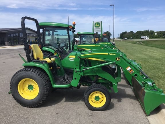 Image of John Deere 3033R equipment image 1