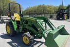 Image of John Deere 3033R equipment image 2