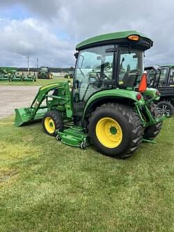 Image of John Deere 3033R equipment image 4