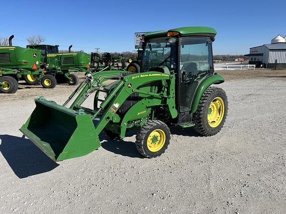 Image of John Deere 3033R Primary image